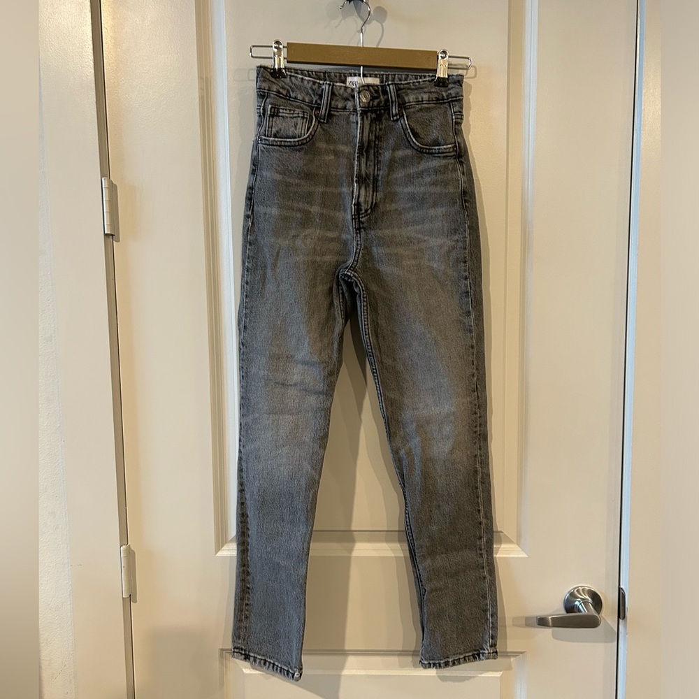 Zara Gray Straight High Rise Jeans
